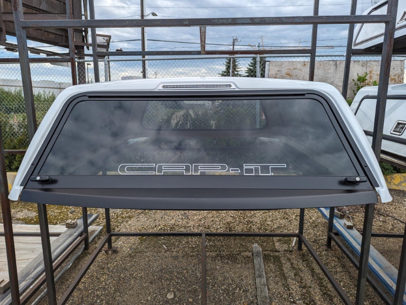 **LIKE NEW DEMO CANOPY 19+ RAM 1500 NEW BODY 6'4" BOX** Other Parts & Accessories Edmonton