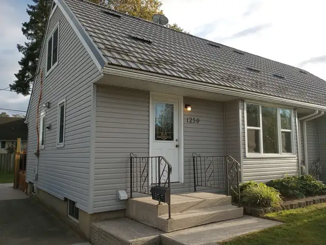 House for Sale $329 K