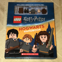 Harry Potter Lego Figure HERMIONE & Hogwarts Handbook NEW