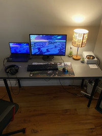 Mint condition grey desk