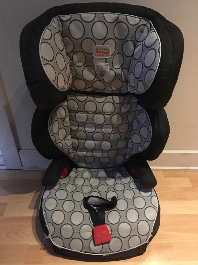 Britax Parkway SG Booster Car Seat dans Poussettes, porte-bébés et sièges d'auto  à Ville de Montréal - Image 3