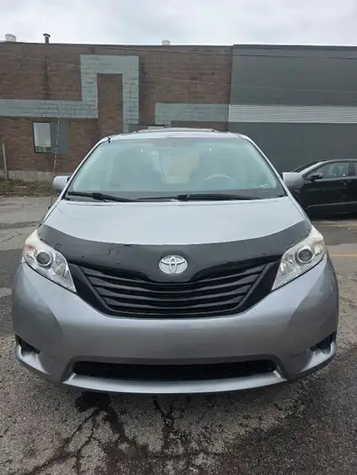 Toyota Sienna 2011 Engine V6 3.5L. Recently All mechanical work done. No Rust. No Accidents. All sid...