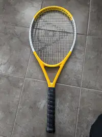 Tennis Racquet (Adult Size)