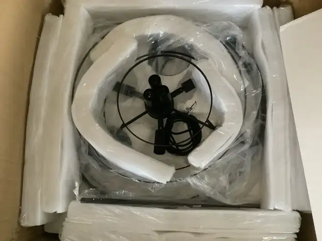 *New Tochic House of Hampton  crystal 6 light chandelier-black in Indoor Lighting & Fans in Hamilton - Image 4