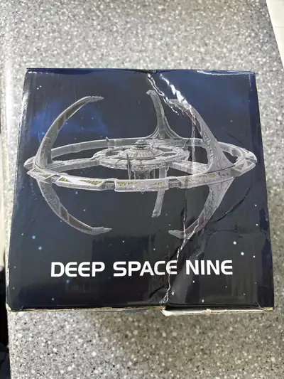 Eaglemoss Diecast Star Trek Deep Space Nine (DS9) Model Boxed Priced down for the condition of the b...