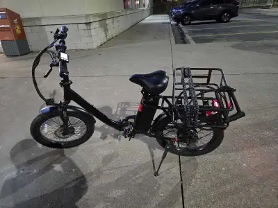 INVANTI Foldable Fat Tire Electric Bike, View more