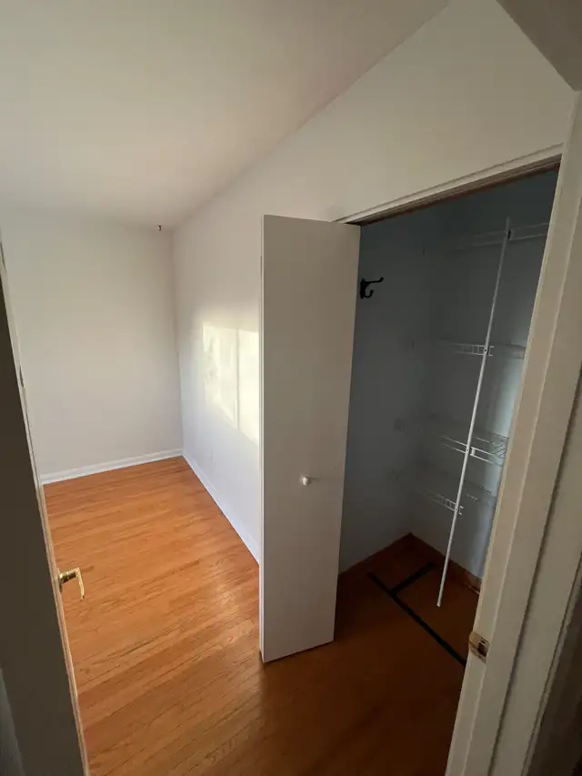 Room for Rent – $800/month | Friendly, Respectful Home in Short Term Rentals in Peterborough - Image 2