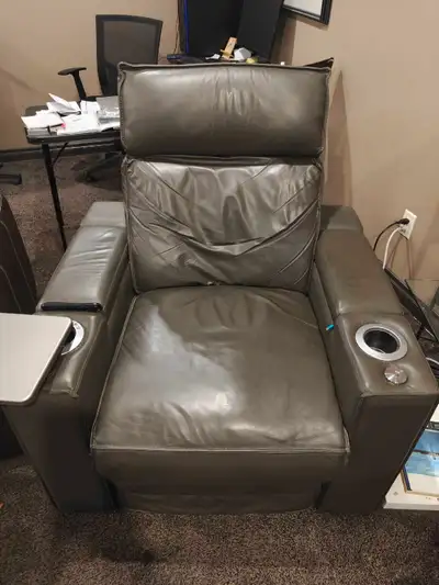 Palliser -Premium Leather Power Recliner, View more