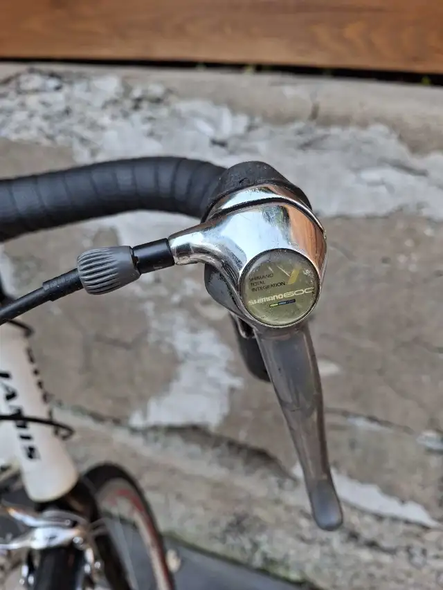 Custom Jamis Ventura Comp in Road in Kingston - Image 4