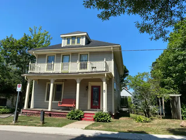 Large House for Rent in Short Term Rentals in Charlottetown - Image 2