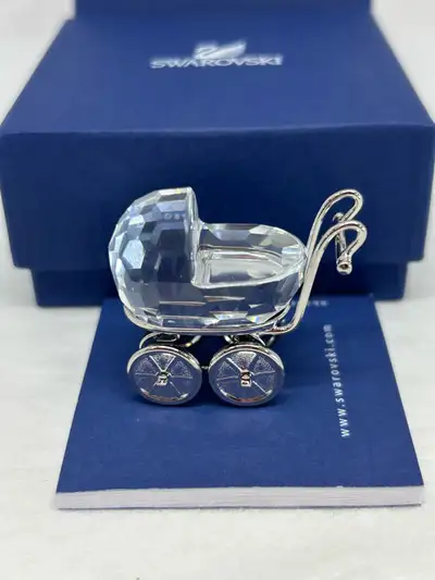 Vintage Swarovski Crystal memories Pram - Baby Carriage Rhodium-plated A stunning choice for your ow...