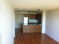 Richmond Hill 1 Bed 1 Bath Condo