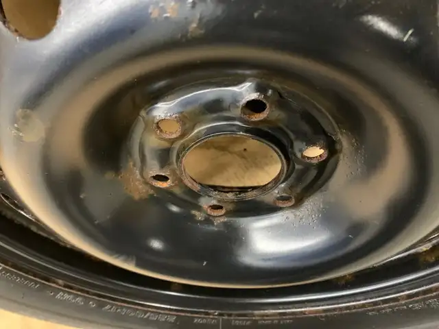 225/60/17 tire + rim Bridgestone winter 6x114.3 in Tires & Rims in City of Toronto - Image 6