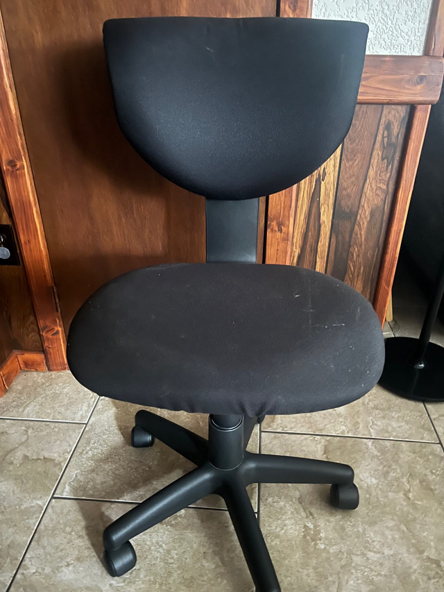Office chair in Chairs & Recliners in Owen Sound