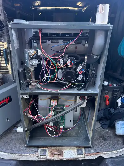 Used Furnace Amana installed in 2022, View more