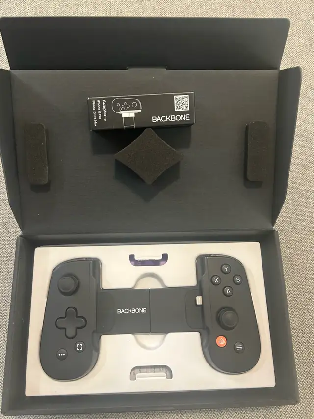 Back Bone Gaming Controller582841682813921284