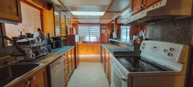 Large Cottage Rental Eagle Lake ON - Waterfront Dates Avail in Ontario in Canada - Image 20