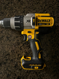Dewalt XR hammer drill DCD996