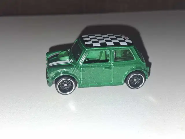 Morris Mini 2020 Hot Wheels multi pack exclusive 64192108700546120