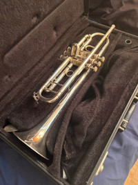 Bach Stradivarius 37 B trumpet 