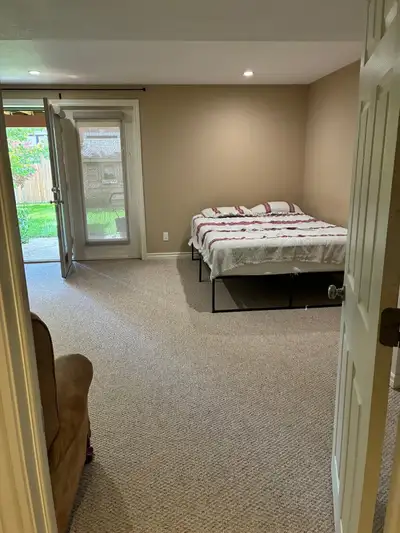 This spacious and well-lit private basement space is available for rent in a family home in Stratfor...