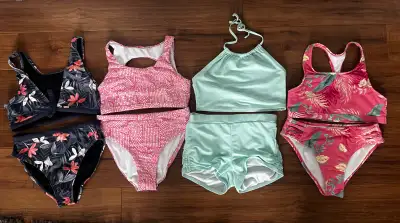 Lot vêtements pour fille, View more