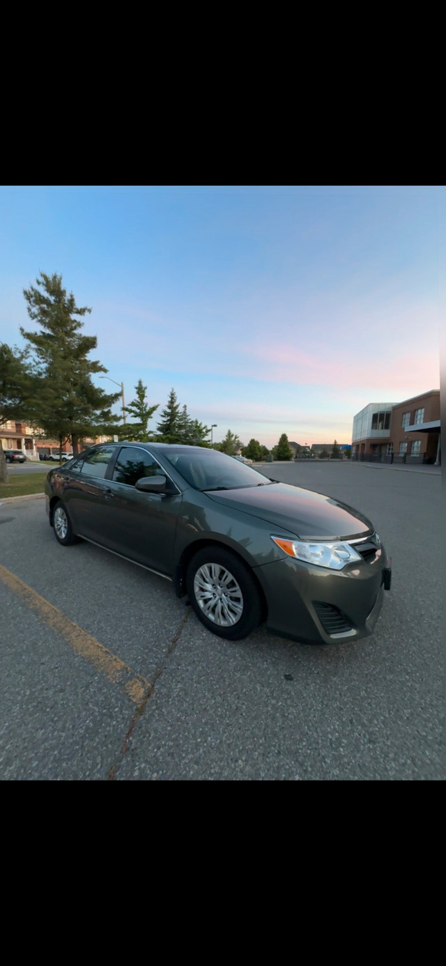 2012 Toyota Camry LE in Cars & Trucks in Mississauga / Peel Region - Image 2