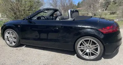 This is a hidden gem! The vehicle is in great condition! It was driven only occasionally in the summ...