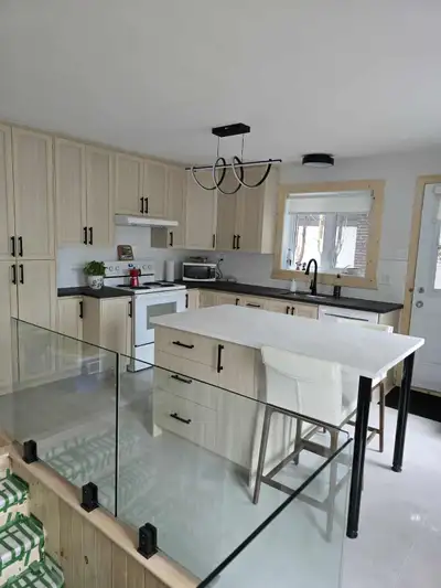 Fabrication d'armoires de cuisine et salle de bain, View more