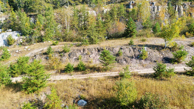 PCL 14151- Over 16 acres of vacant land close to town! in Land for Sale in Kenora - Image 4