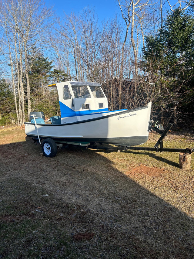 Pleasure boat  in Powerboats & Motorboats in Charlottetown