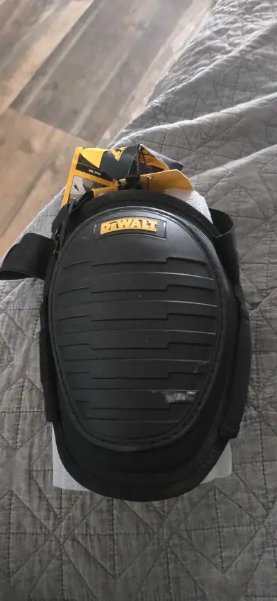 Dewalt knee pads, View more