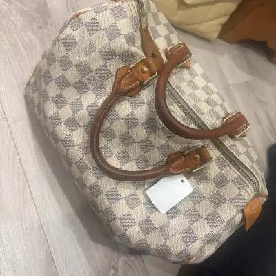 Louis Vuitton Speedy, View more