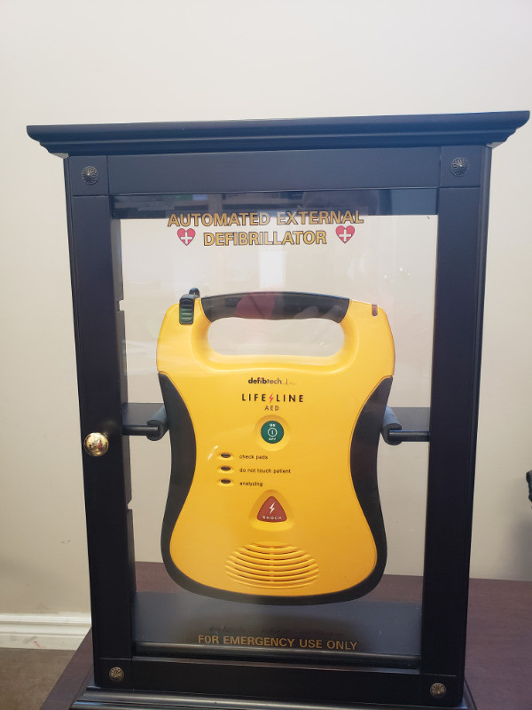 AED CABINET - REDUCED! in Health & Special Needs in City of Toronto