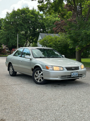 2000 Toyota Camry LE