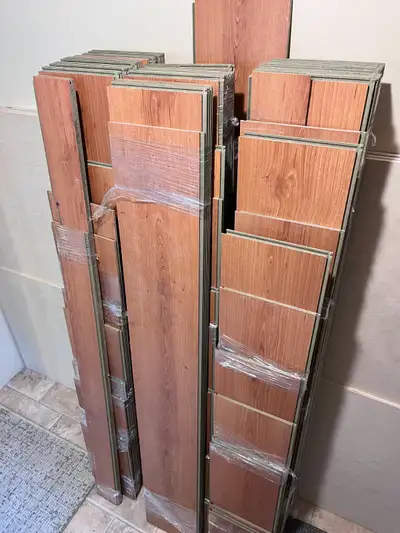 Free laminate flooring, View more