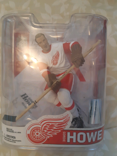 New in package Pick up at Yonge and Finch