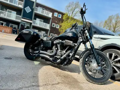 Just had bicep surgery can’t ride need to sell. Safety ran out in may, needs lic plate light and rep...
