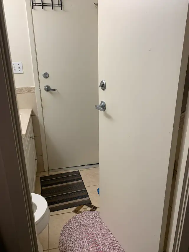 SUMMER SUBLET - Furnished Room Near Waterloo University in Room Rentals & Roommates in Kitchener / Waterloo - Image 2