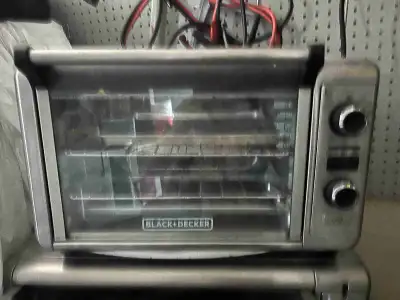 Black and Decker Toaster Oven, View more