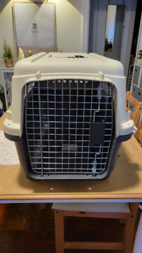 Dog Kennel / Carrier (Easy to Assemble / Disassemble)