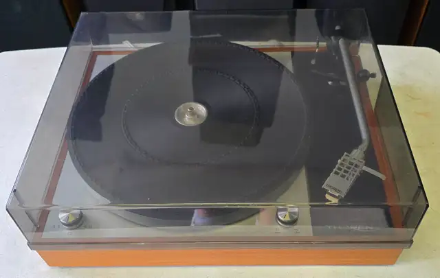 THORENS TD150MKII AB BELT DRIVE FULLY MANUAL TURNTABLE in Stereo Systems & Home Theatre in City of Toronto - Image 2