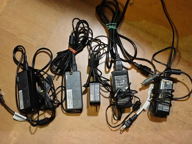 LENOVO DELL ARUS LAPTOP AC CHARGER ADAPTERS in Laptop Accessories in City of Toronto - Image 2