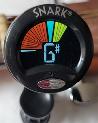 Snark Clip-on Guitar Tuner with Brand New Battery