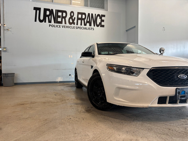 Equipped Ford Taurus Police Interceptor  in Cars & Trucks in Oshawa / Durham Region - Image 4