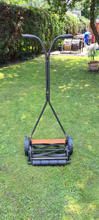 168 ads for push lawn mower in Buy Sell in Ontario Kijiji Marketplaces