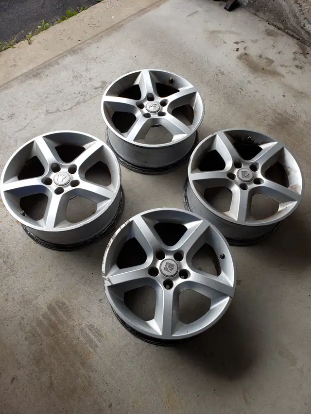 Saturn rims wheels 17 inch, 5x114.3 bolt pattern in Tires & Rims in City of Toronto - Image 2