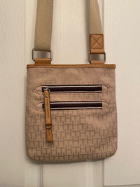 Tommy Hilfiger crossbody bag