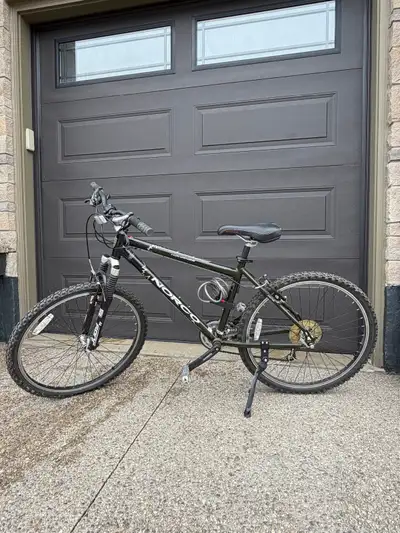 Bike- Norco Kokanee - like new, View more