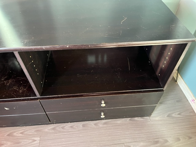 TV stand in TV Tables & Entertainment Units in Thunder Bay - Image 2